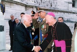 Roma, Altare della Patria: deposizione di una corona d'alloro, da parte del Presidente della Repubblica, in occasione della Giornata dell'Unità Nazionale e delle Forze Armate