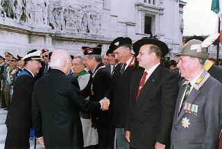 Roma, Altare della Patria: deposizione di una corona d'alloro, da parte del Presidente della Repubblica, in occasione della Giornata dell'Unità Nazionale e delle Forze Armate