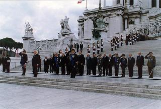 Roma, Altare della Patria: deposizione di una corona d'alloro, da parte del Presidente della Repubblica, in occasione della Giornata dell'Unità Nazionale e delle Forze Armate