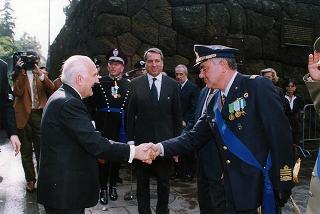 Roma, Mausoleo Ardeatino: deposizione di una corona d'alloro, da parte del Presidente della Repubblica, in occasione della Giornata dell'Unità Nazionale e delle Forze Armate