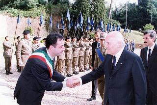 Roma, Mausoleo Ardeatino: deposizione di una corona d'alloro, da parte del Presidente della Repubblica, in occasione della Giornata dell'Unità Nazionale e delle Forze Armate