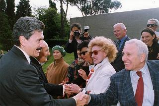 Roma, Mausoleo Ardeatino: deposizione di una corona d'alloro, da parte del Presidente della Repubblica, in occasione della Giornata dell'Unità Nazionale e delle Forze Armate