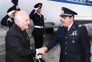 Bari: intervento del Presidente della Repubblica per la deposizione di una corona d'alloro al Sacrario dei Caduti d'Oltremare, in occasione della Giornata dell'Unità Nazionale e delle Forze Armate