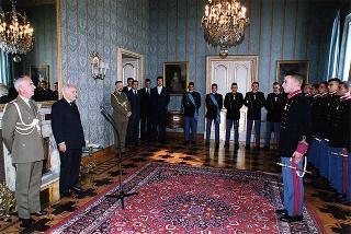 Delegazione di ufficiali ed allievi dell'Accademia Militare di Modena in servizio di guardia d'onore al Palazzo del Quirinale