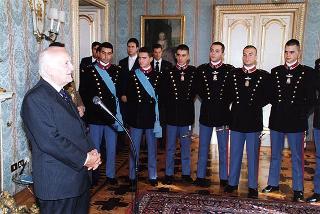 Delegazione di ufficiali ed allievi dell'Accademia Militare di Modena in servizio di guardia d'onore al Palazzo del Quirinale