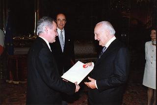 Leontiev Çuçi, nuovo ambasciatore della Repubblica di Albania: presentazione lettere credenziali