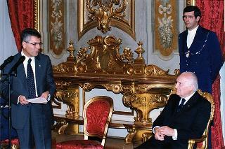 Prof. Marcello Panettoni, presidente dell'Unione delle Province d'Italia, con i vertici del sodalizio, in occasione del 90° anniversario di costituzione dell'UPI
