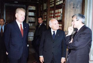 Roma, Palazzo Corsini: intervento del Presidente della Repubblica all'Adunanza Pubblica a classi riunite dell'Accademia Nazionale dei Lincei per l'inaugurazione dell'anno accademico 1998-1999