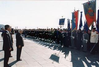 Taranto: intervento del Presidente della Repubblica per il Cinquantenario della Scuola Sottufficiali della Marina Militare di Taranto e giuramento solenne degli Allievi del I "Corso Normale Marescialli"