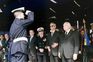 Taranto: intervento del Presidente della Repubblica per il Cinquantenario della Scuola Sottufficiali della Marina Militare di Taranto e giuramento solenne degli Allievi del I "Corso Normale Marescialli"