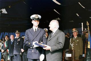 Taranto: intervento del Presidente della Repubblica per il Cinquantenario della Scuola Sottufficiali della Marina Militare di Taranto e giuramento solenne degli Allievi del I "Corso Normale Marescialli"
