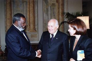 Incontro e successiva colazione con il Presidente della Repubblica di Namibia Sam Nujoma e signora