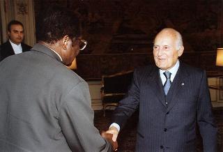Robert Gabriel Mugabe, Presidente della Repubblica dello Zimbabwe