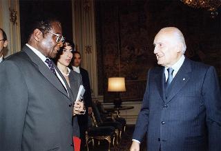 Robert Gabriel Mugabe, Presidente della Repubblica dello Zimbabwe