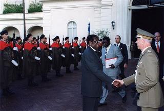 Robert Gabriel Mugabe, Presidente della Repubblica dello Zimbabwe