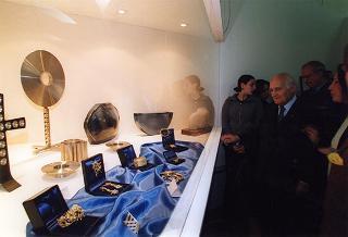Roma, Complesso Monumentale del San Michele: visita del Presidente della Repubblica alla Mostra "Arte in cattedra. Ricerca e didattica a Roma 1967-1997", per il trentennale dell'Istituto statale d'arte di Roma 2