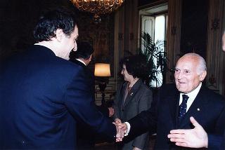 On. Carlo Casini, presidente del Movimento per la vita italiano, con la Giunta Esecutiva del sodalizio