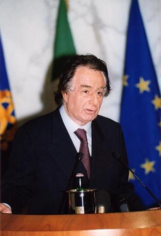 Roma: intervento del Presidente della Repubblica, in forma ufficiale, alla cerimonia celebrativa del centenario dell'Istituto nazionale della previdenza sociale (INPS)