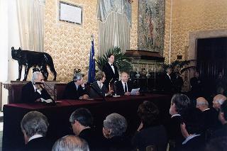 Intervento del Presidente della Repubblica alla presentazione del volume "La persecuzione degli ebrei durante il fascismo.Le leggi del 1938". Roma, Camera dei deputati