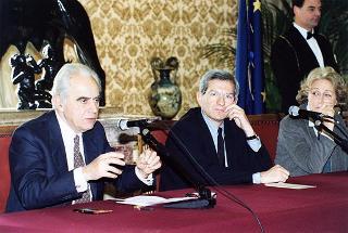 Intervento del Presidente della Repubblica alla presentazione del volume "La persecuzione degli ebrei durante il fascismo.Le leggi del 1938". Roma, Camera dei deputati