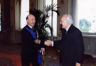 In Presidente della Repubblica Scalfaro  riceve l'Ammiraglio Guido Venturoni, Capo di Stato maggiore della Difesa in visita di congedo