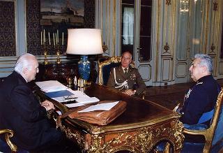 Il Presidente della Repubblica Scalfaro riceve il Generale Mario Arpino, nuovo Capo di Stato maggiore della Difesa