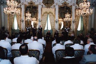 Il Presidente Scalfaro riceve Adelmo Alberghini e Adamo Neri, presidente e direttore delle Macellerie Gastronomiche Modenesi, con gli aderenti al sodalizio