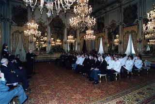 Il Presidente Scalfaro riceve Adelmo Alberghini e Adamo Neri, presidente e direttore delle Macellerie Gastronomiche Modenesi, con gli aderenti al sodalizio