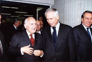 Intervento del Presidente della Repubblica alla Giornata di studio su "Conoscenza e Sviluppo: quale ruolo dell'Università sul Territorio", promosso dal CEIS - Centro Interdipartimentale di Studi Internazionali sull'Economia e lo Sviluppo dell'Università degli Studi di Roma "Tor Vergata". Roma, Università di "Tor Vergata"