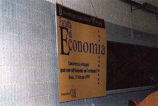 Intervento del Presidente della Repubblica alla Giornata di studio su "Conoscenza e Sviluppo: quale ruolo dell'Università sul Territorio", promosso dal CEIS - Centro Interdipartimentale di Studi Internazionali sull'Economia e lo Sviluppo dell'Università degli Studi di Roma "Tor Vergata". Roma, Università di "Tor Vergata"