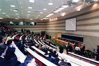 Intervento del Presidente della Repubblica alla Giornata di studio su "Conoscenza e Sviluppo: quale ruolo dell'Università sul Territorio", promosso dal CEIS - Centro Interdipartimentale di Studi Internazionali sull'Economia e lo Sviluppo dell'Università degli Studi di Roma "Tor Vergata". Roma, Università di "Tor Vergata"