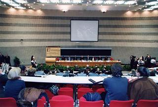 Intervento del Presidente della Repubblica alla Giornata di studio su "Conoscenza e Sviluppo: quale ruolo dell'Università sul Territorio", promosso dal CEIS - Centro Interdipartimentale di Studi Internazionali sull'Economia e lo Sviluppo dell'Università degli Studi di Roma "Tor Vergata". Roma, Università di "Tor Vergata"