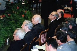 Intervento del Presidente della Repubblica alla Giornata di studio su "Conoscenza e Sviluppo: quale ruolo dell'Università sul Territorio", promosso dal CEIS - Centro Interdipartimentale di Studi Internazionali sull'Economia e lo Sviluppo dell'Università degli Studi di Roma "Tor Vergata". Roma, Università di "Tor Vergata"