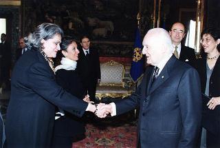 Signora Josefina Morales Figueroa, nuovo ambasciatore della Repubblica del Guatemala: presentazione lettere credenziali