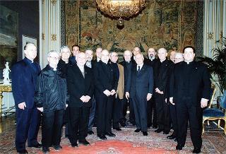 Don Luciano Benassi, presidente della Federazione fra le Associazioni del clero in Italia, con il Consiglio direttivo