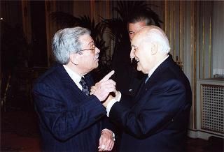 Onorificenza di Cavaliere di Gran Croce all'Ordine al Merito della Repubblica Italiana al sen. Carmelo Santalco
