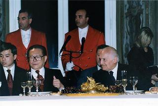 Pranzo in onore del Presidente della Repubblica Popolare di Cina Jang Zemin e consorte
