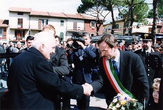 Quarrata (Pistoia): intervento del Presidente della Repubblica alla cerimonia d'inaugurazione del restaurato Monumento dedicato alle vittime di tutte le guerre
