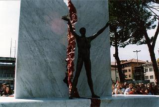 Quarrata (Pistoia): intervento del Presidente della Repubblica alla cerimonia d'inaugurazione del restaurato Monumento dedicato alle vittime di tutte le guerre