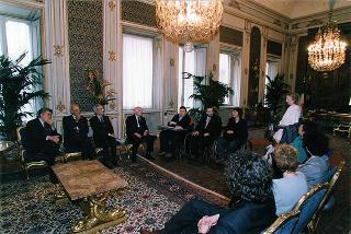 Giovanni Pellis, rappresentante legale di ENIL Italia, con una delegazione del sodalizio