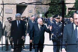 Roma, Mausoleo Ardeatino: intervento del Presidente della Repubblica alla deposizione di una corona d'alloro per la celebrazione del 54° anniversario della Liberazione
