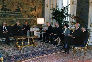 Federico Motta, amministratore delegato della "Federico Motta Editore", ed i direttori della Storia generale della letteratura italiana, per presentare l'opera
