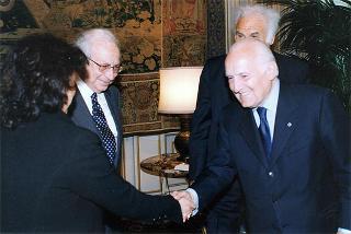 Federico Motta, amministratore delegato della "Federico Motta Editore", ed i direttori della Storia generale della letteratura italiana, per presentare l'opera