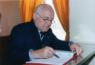 Il Presidente della Repubblica Oscar Luigi Scalfaro visita l'Istituto di osservazione minorile "G. Filangeri"