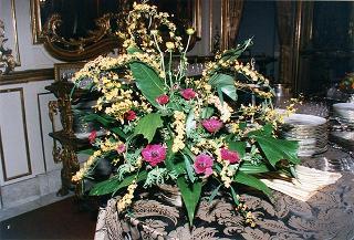 Addobbo floreale in occasione del ricevimento offerto dalla signorina Marianna, Sala degli specchi