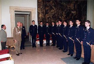 Incontro del Consigliere militare con una delegazione di ufficiali ed allievi dell'Accademia Aeronautica di Pozzuoli, in servizio di guardia d'onore al Palazzo del Quirinale