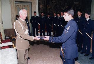 Incontro del Consigliere militare con una delegazione di ufficiali ed allievi dell'Accademia Aeronautica di Pozzuoli, in servizio di guardia d'onore al Palazzo del Quirinale