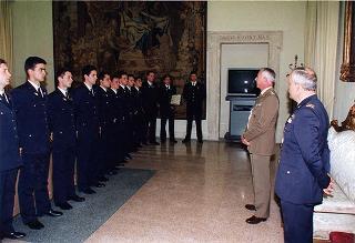 Incontro del Consigliere militare con una delegazione di ufficiali ed allievi dell'Accademia Aeronautica di Pozzuoli, in servizio di guardia d'onore al Palazzo del Quirinale