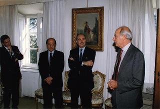 Saluto di commiato del Consigliere per la stampa e l'informazione dott. Gaetano Scelba al sig. Vinicio Degni