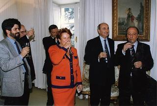 Saluto di commiato del Consigliere per la stampa e l'informazione dott. Gaetano Scelba al sig. Vinicio Degni